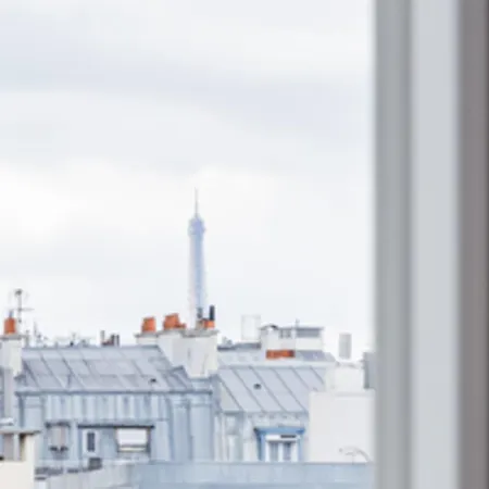 Pretty 70 M With View Of The Eiffel Tower *
